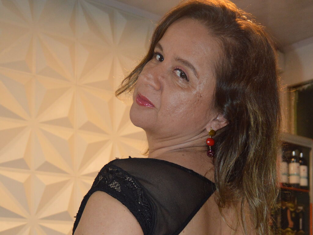 Alexa Bene